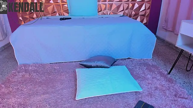 keendaall online show from December 31, 2024, 2:25 pm