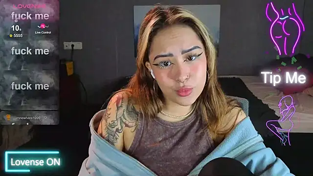 baby  kim online show from November 19, 2025, 5:07 am