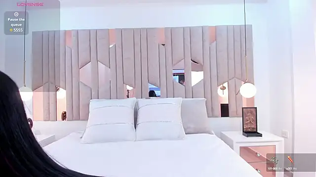 im nika  online show from January 25, 2025, 4:56 am