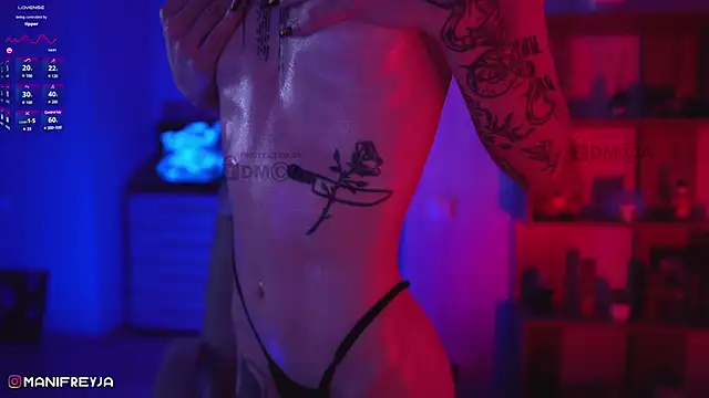 ManiFreyja online show from December 18, 2024, 10:13 pm