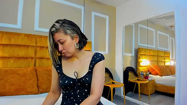 adarussell online show from December 17, 2025, 2:01 pm