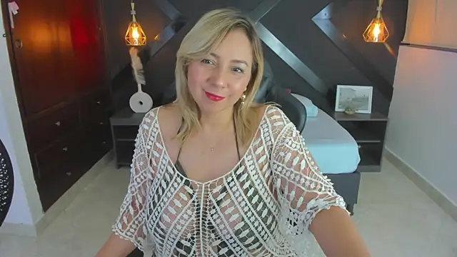 andre soto  online show from September 18, 2025, 2:13 am