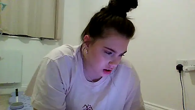 Krystal Tx online show from March 31, 2026, 7:03 pm