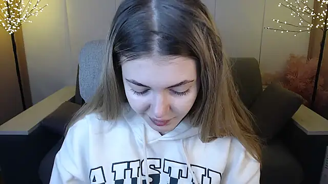 Snapshot of Ritaneer chatting on February 8, 2025, 9:03 am Ritaneer online show from February 8, 2025, 9:03 am