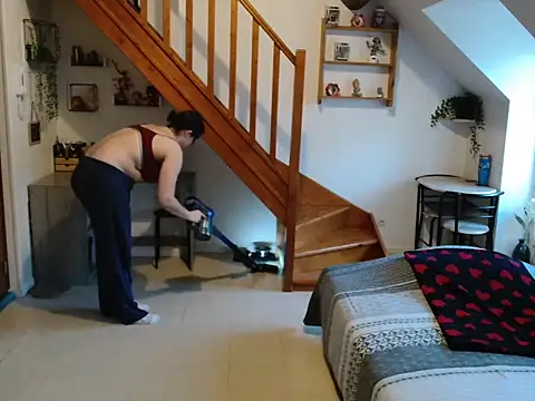 Lauzo21 online show from February 26, 2026, 6:34 am