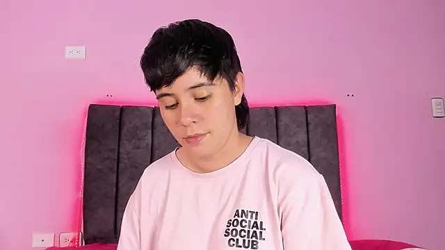 AbbySmiitth  online show from February 8, 2025, 6:33 pm