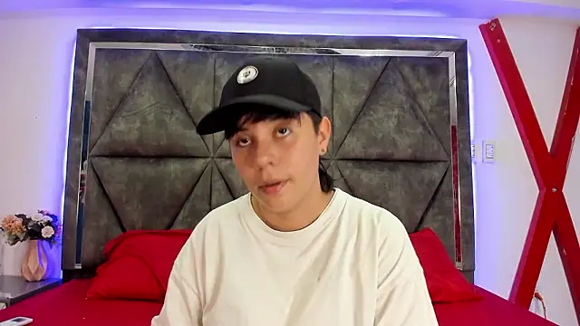 AbbySmiitth  online show from February 17, 2026, 6:47 pm