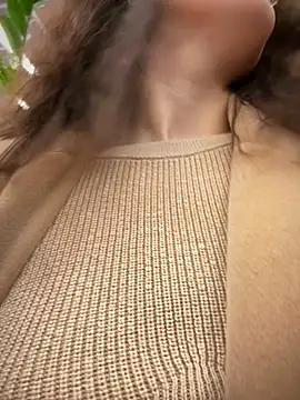 meow girl online show from October 27, 2025, 11:25 am