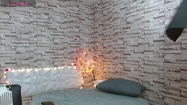 Vanse lust online show from March 17, 2025, 10:49 pm