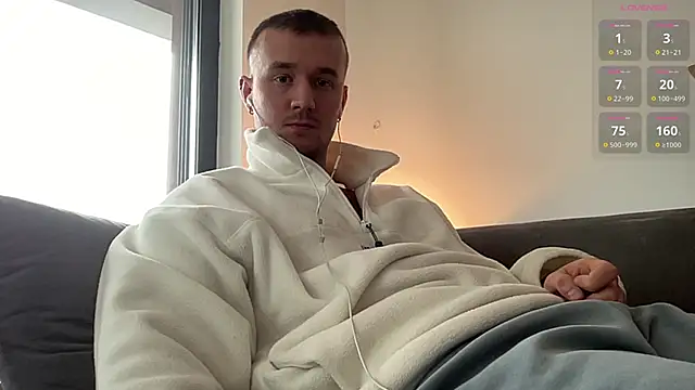 cute mark online show from February 15, 2025, 8:44 am