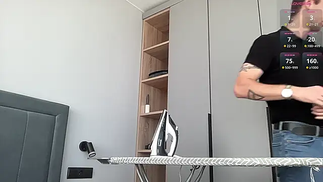 cute mark online show from September 28, 2025, 11:15 am