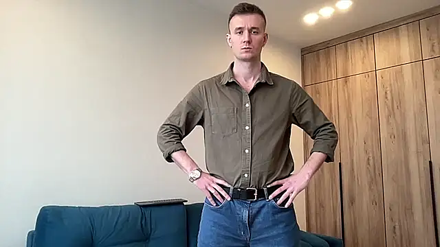 cute mark online show from April 19, 2026, 3:22 pm