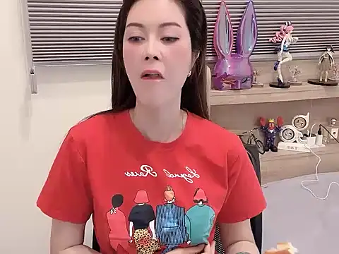 Zozo qq online show from January 14, 2026, 1:17 pm