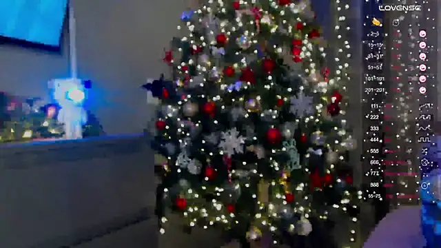 Snapshot of _Sexy-Mia_ chatting on December 10, 2024, 7:11 pm  Sexy-Mia  online show from December 10, 2024, 7:11 pm