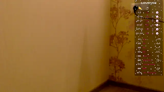 Snapshot of _Sexy-Mia_ chatting on January 27, 2025, 8:49 pm  Sexy-Mia  online show from January 27, 2025, 8:49 pm