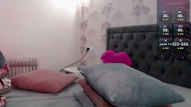 Snapshot of _Sexy-Mia_ chatting on March 19, 2025, 7:17 pm  Sexy-Mia  online show from March 19, 2025, 7:17 pm