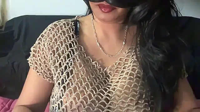 SCARLET-SANTANA online show from December 7, 2024, 11:12 pm