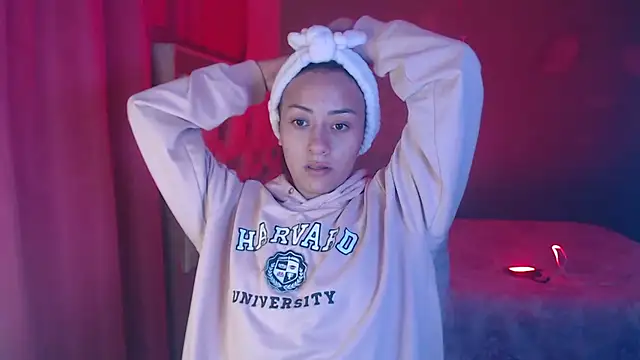 Little aphrodite online show from November 24, 2025, 11:15 pm