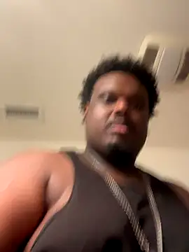 Snapshot of BigBossaNova69 chatting on September 10, 2025, 6:02 am BigBossaNova69 online show from September 10, 2025, 6:02 am