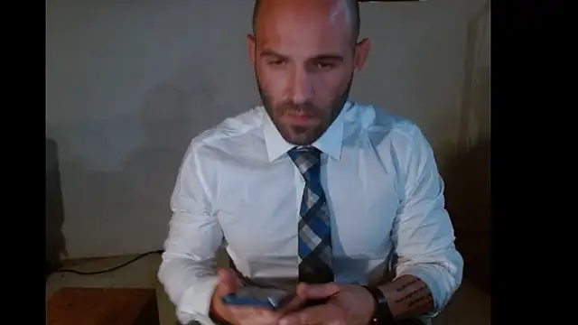 Snapshot of TheNakedPreacher chatting on December 13, 2024, 8:15 pm TheNakedPreacher online show from December 13, 2024, 8:15 pm