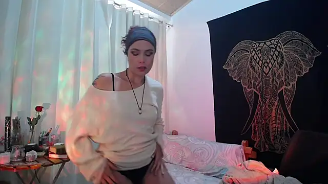 AmaRiv online show from February 26, 2025, 11:52 am