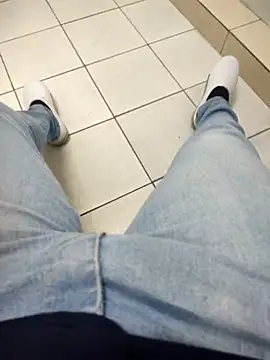 Snapshot of gatmoreno1 chatting on September 8, 2025, 7:13 pm gatmoreno1 online show from September 8, 2025, 7:13 pm