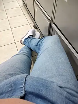 Snapshot of gatmoreno1 chatting on October 11, 2025, 2:37 pm gatmoreno1 online show from October 11, 2025, 2:37 pm