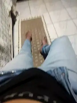 Snapshot of gatmoreno1 chatting on October 28, 2025, 9:17 pm gatmoreno1 online show from October 28, 2025, 9:17 pm