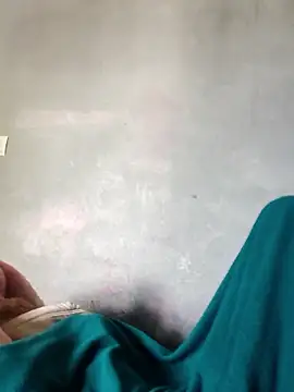 Juliano69xv online show from January 8, 2026, 1:02 pm