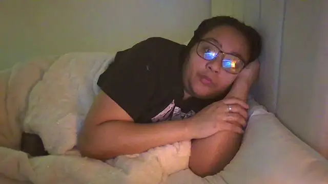 vanilla chocolate23 online show from December 31, 2024, 8:48 am