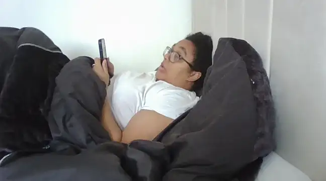 vanilla chocolate23 online show from January 31, 2025, 11:13 am