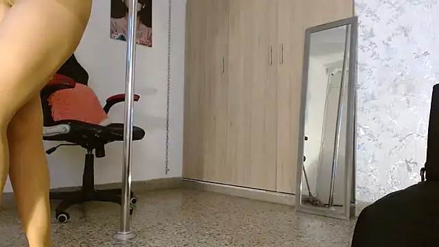 Snapshot of Amanda_whitee chatting on February 8, 2025, 4:25 am Amanda whitee online show from February 8, 2025, 4:25 am