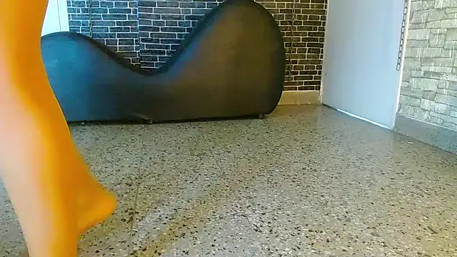 Snapshot of Amanda_whitee chatting on February 26, 2025, 1:19 pm Amanda whitee online show from February 26, 2025, 1:19 pm