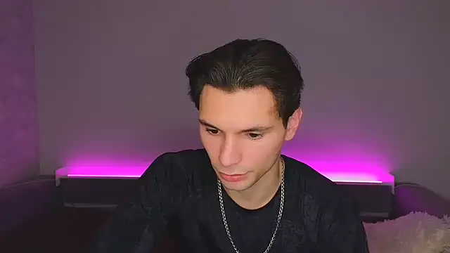 denlover1 online show from February 15, 2026, 1:41 pm