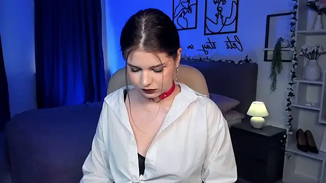 AdeliaKiss online show from March 6, 2025, 11:58 am