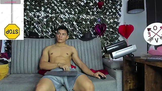  EUFRATES  online show from February 27, 2025, 2:54 pm