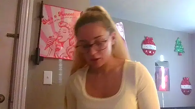 lexybabyxo online show from December 16, 2025, 1:27 pm