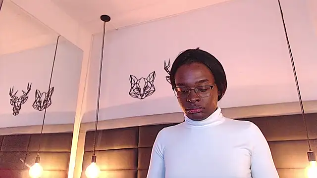 candy lovee69 online show from March 31, 2026, 9:15 pm