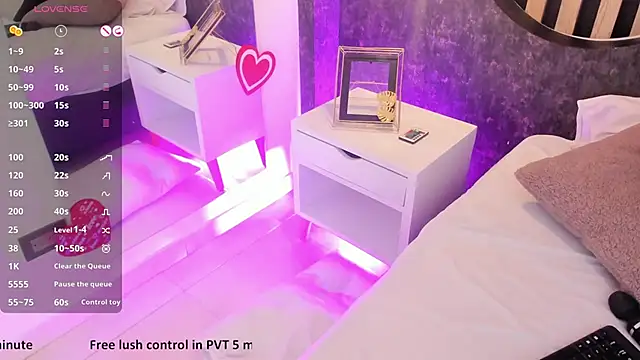 miss10 antonella online show from February 19, 2025, 11:25 pm