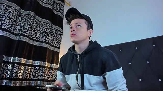 Angel Cuervo online show from January 21, 2025, 12:18 pm