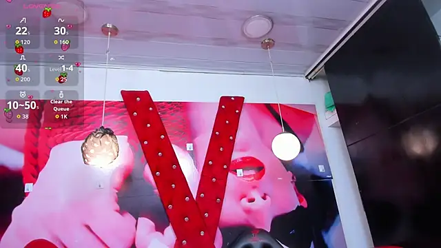 Snapshot of sweet_thalia_ chatting on December 19, 2025, 7:54 pm sweet thalia online show from December 19, 2025, 7:54 pm