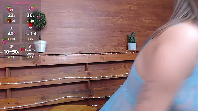 sweet thalia  online show from April 15, 2026, 7:43 pm