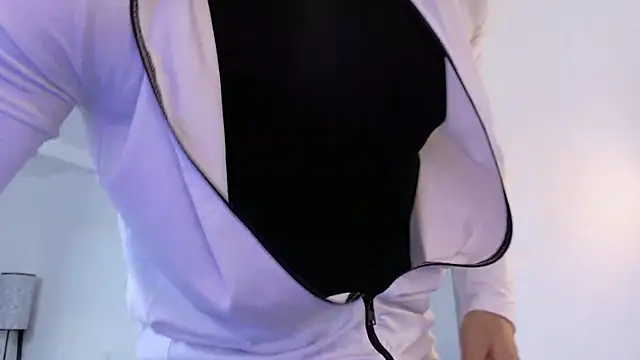 tony muscle online show from October 29, 2025, 7:59 pm