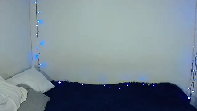 Snapshot of JessicaEbony chatting on February 6, 2026, 1:21 am JessicaEbony online show from February 6, 2026, 1:21 am