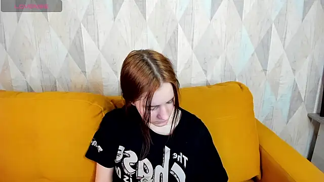 Snapshot of Tonya_Gray chatting on February 19, 2025, 5:05 am Tonya Gray online show from February 19, 2025, 5:05 am