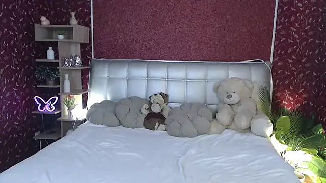 Snapshot of AuroraAksnesss chatting on September 11, 2025, 8:14 am AuroraAksnesss online show from September 11, 2025, 8:14 am