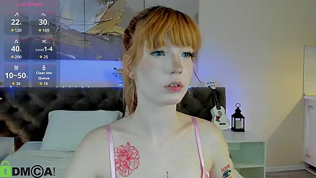 Linablueeyed online show from October 24, 2025, 9:17 am