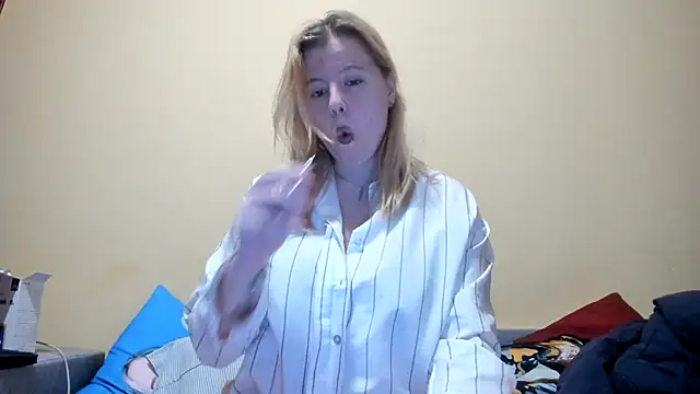 LillyDepp online show from November 21, 2025, 4:38 pm