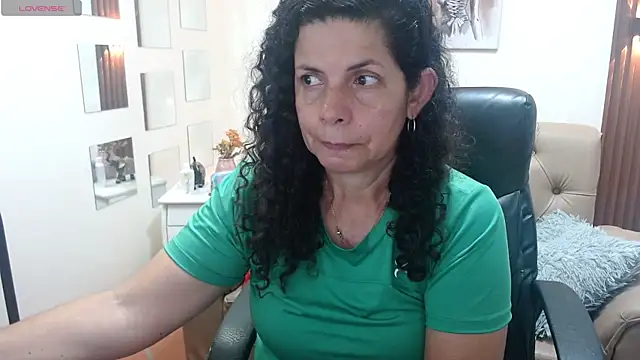 Snapshot of sila_bolum chatting on May 15, 2026, 4:36 pm sila bolum online show from May 15, 2026, 4:36 pm