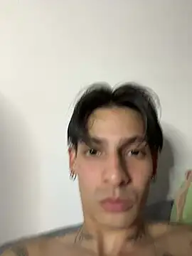 Apolo Hidalgo01 online show from January 9, 2025, 9:37 pm